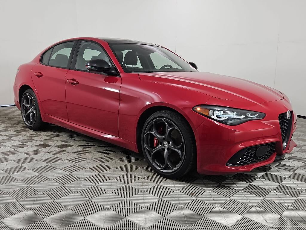 2025 ALFA ROMEO Giulia