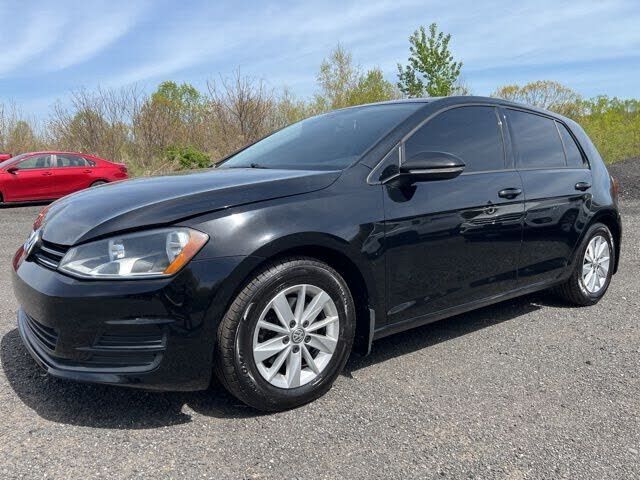 2015 VOLKSWAGEN Golf