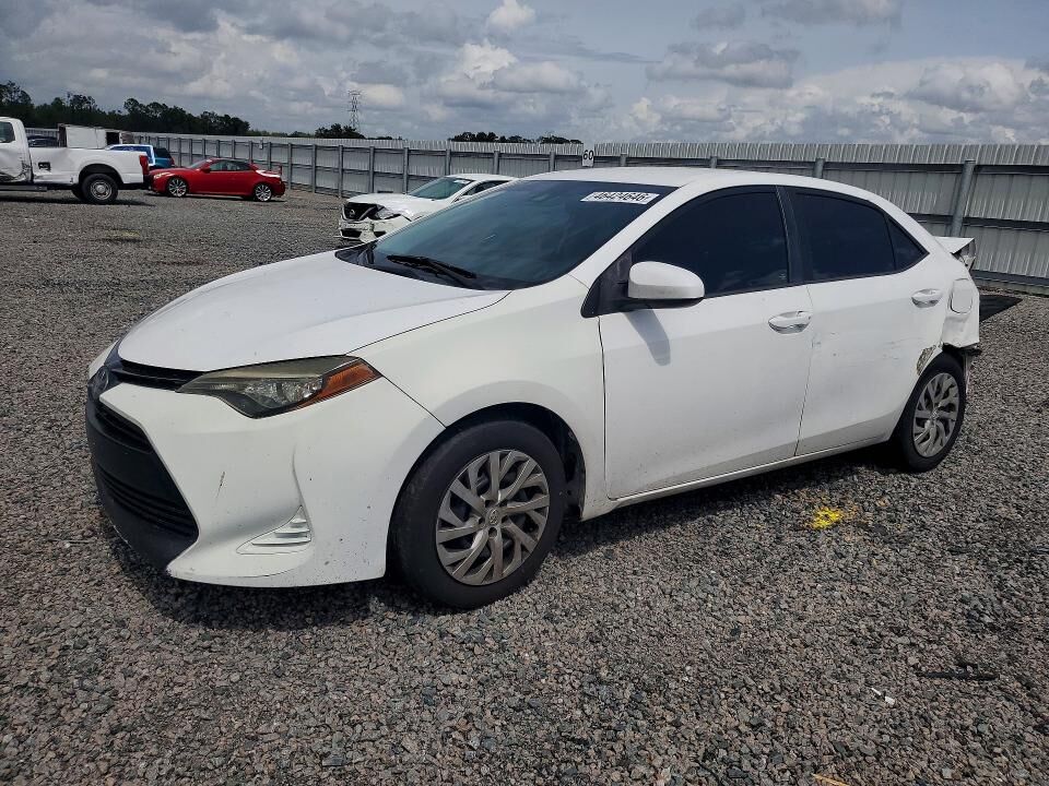 2017 TOYOTA Corolla
