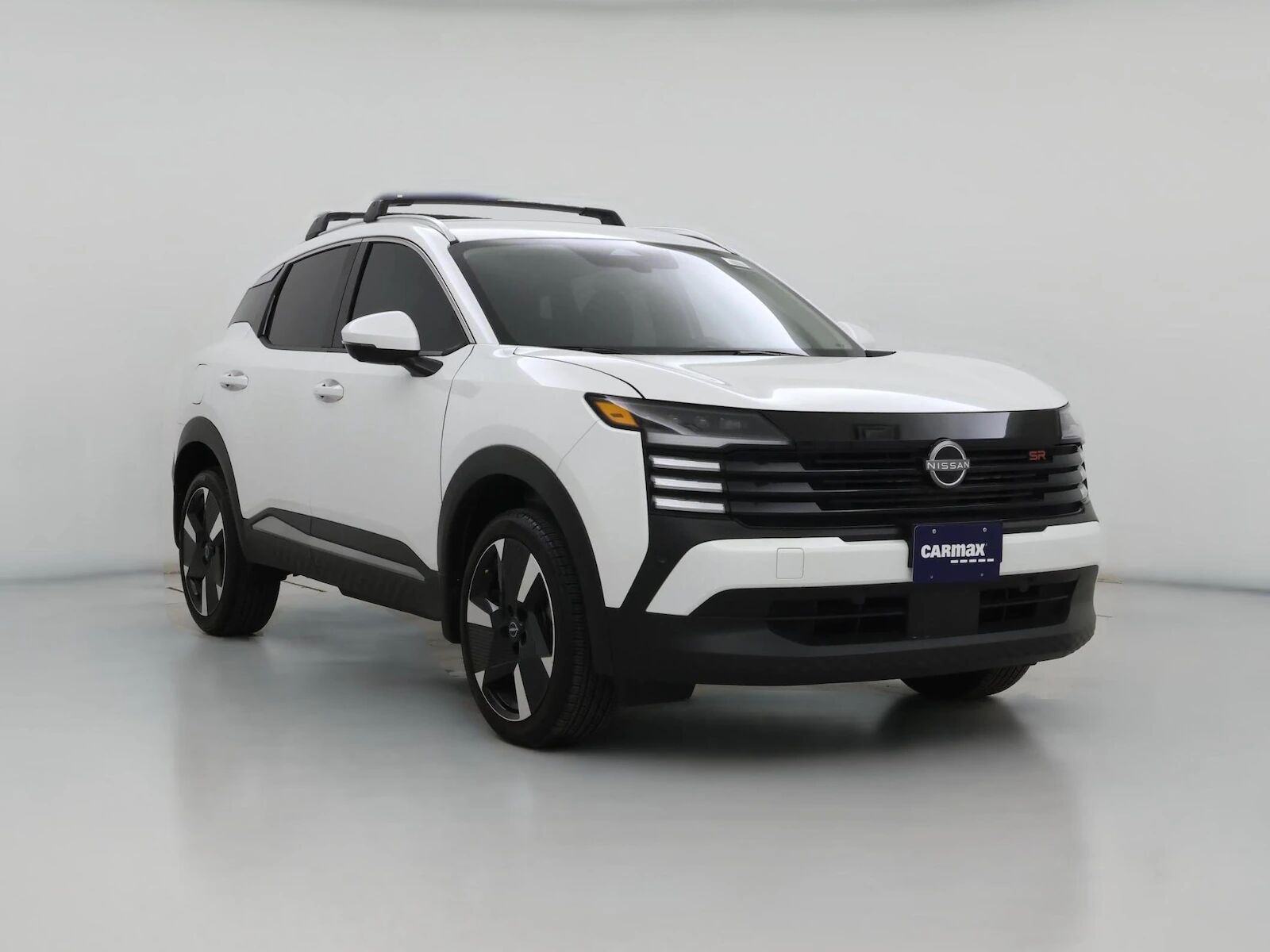 2025 NISSAN Kicks