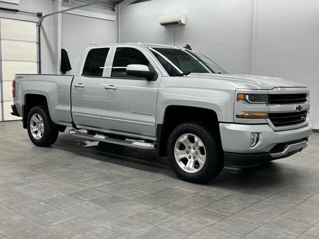 2017 CHEVROLET Silverado