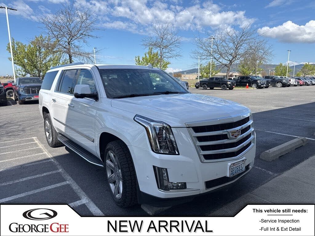 2019 CADILLAC Escalade ESV