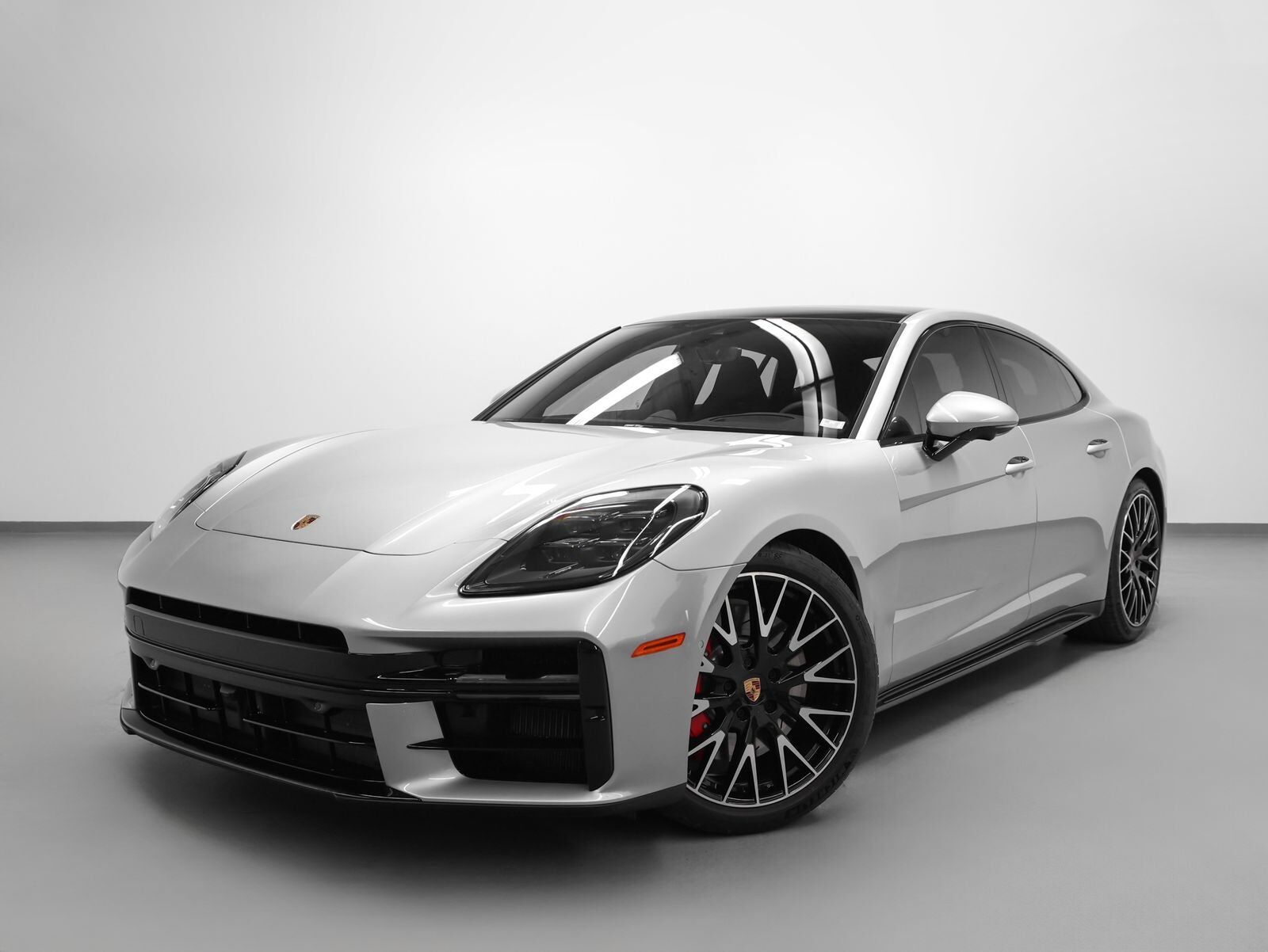 2025 PORSCHE Panamera