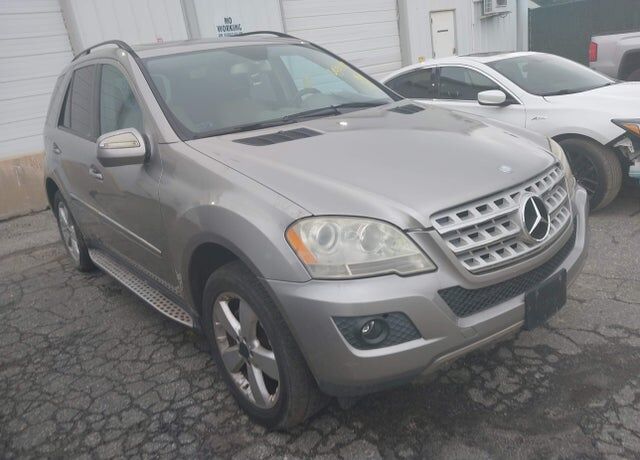 2009 MERCEDES-BENZ M-Class