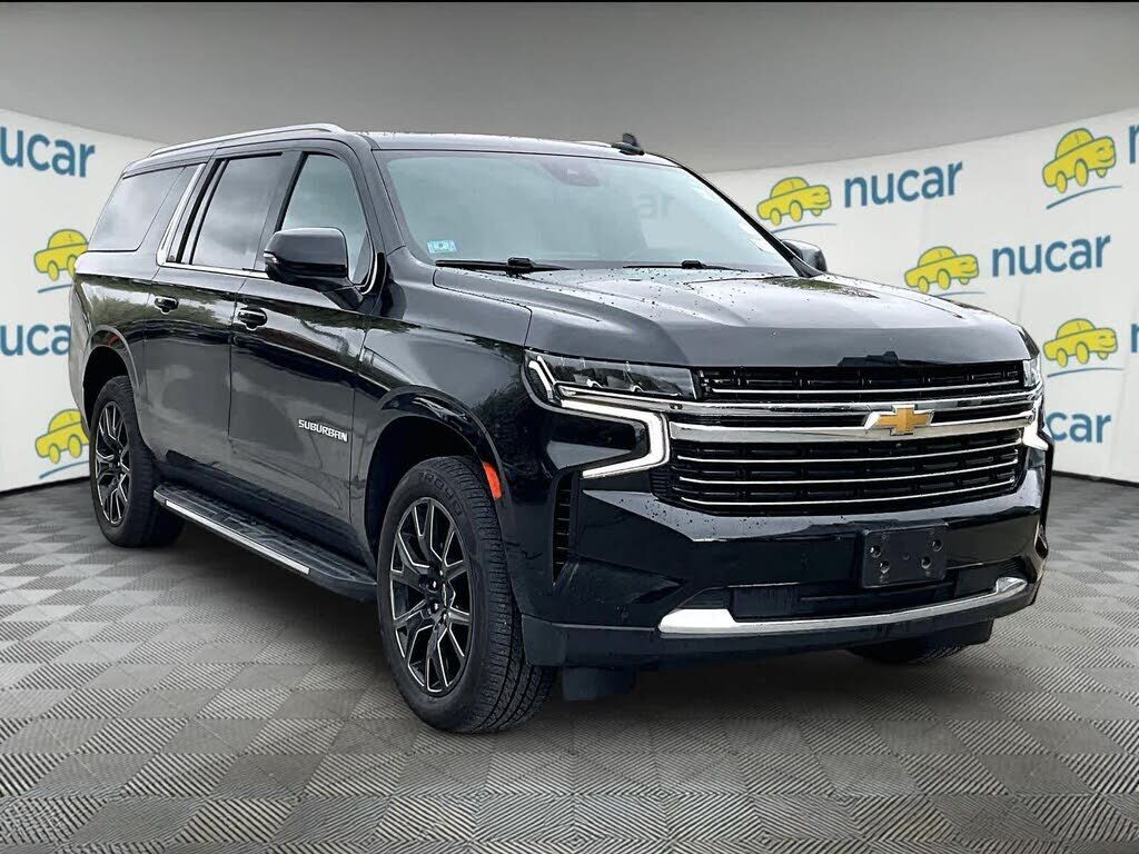 2023 CHEVROLET Suburban