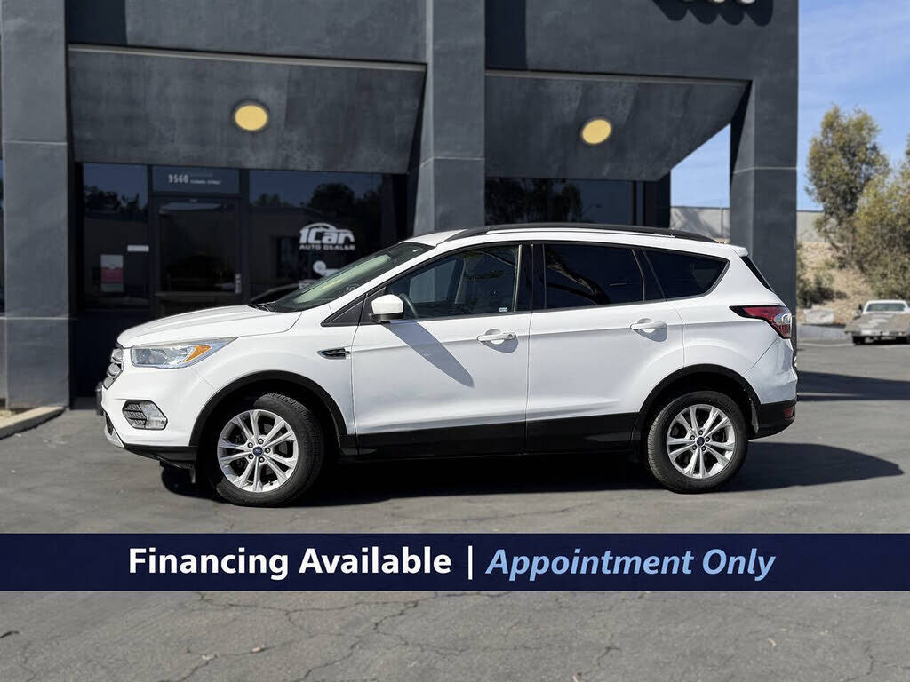 2018 FORD Escape