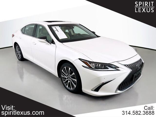 2021 LEXUS ES