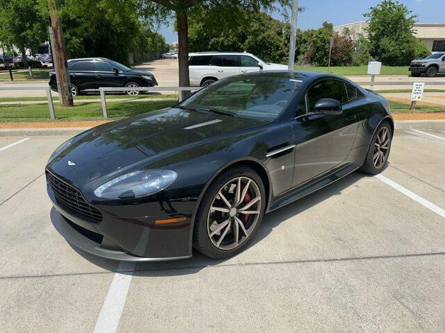 2015 ASTON MARTIN V8 Vantage
