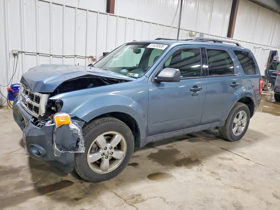 2011 FORD Escape
