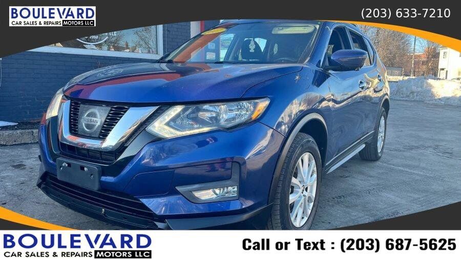 2017 NISSAN Rogue