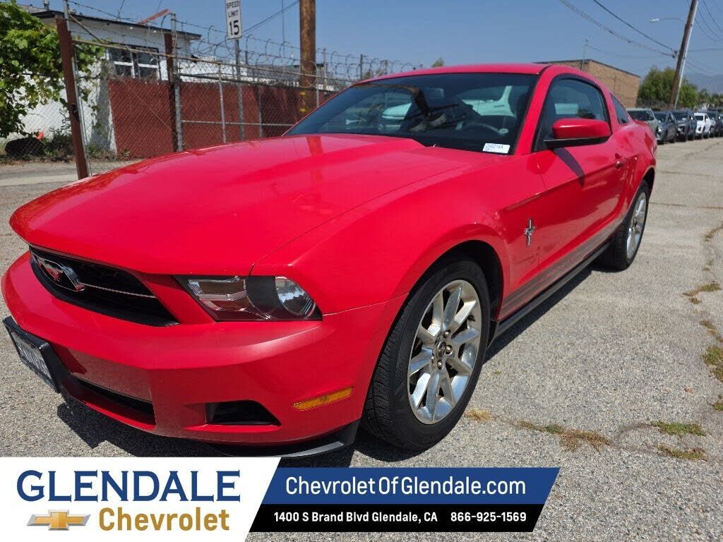 2010 FORD Mustang