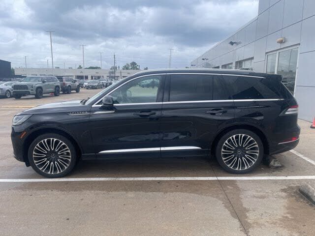 2025 LINCOLN Aviator
