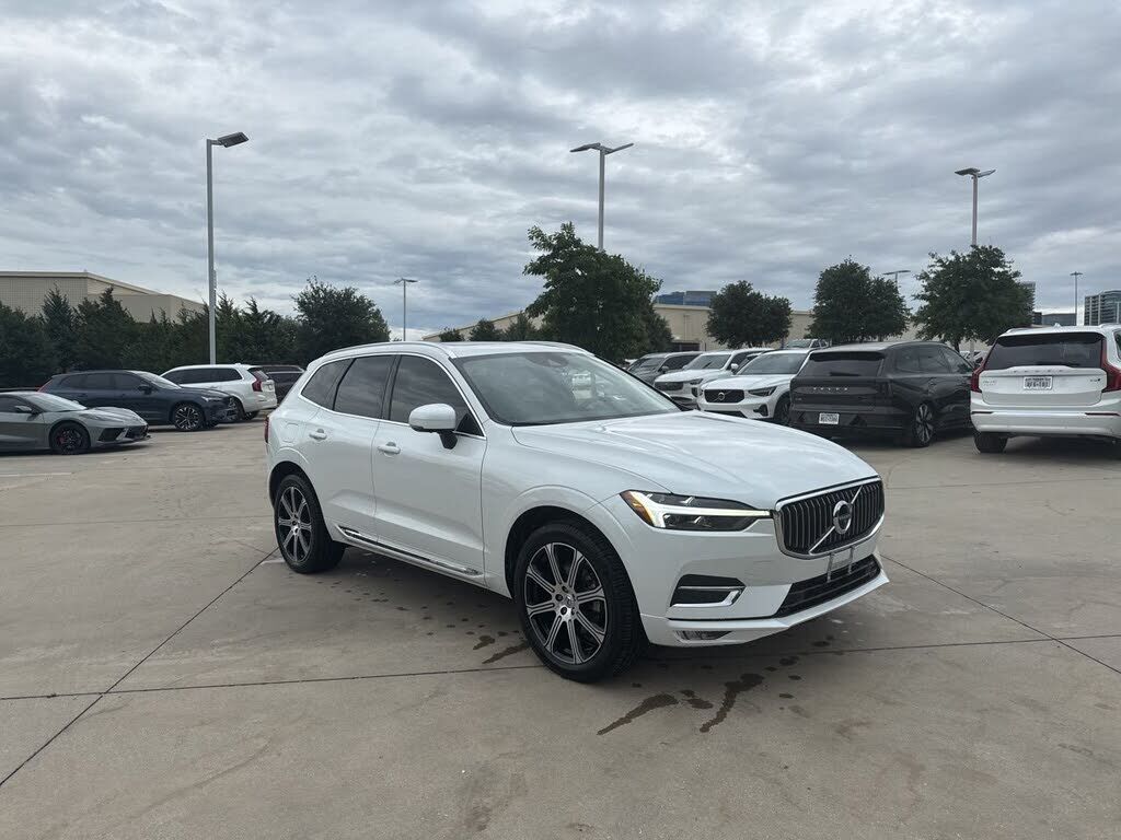 2021 VOLVO XC60