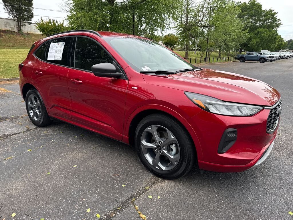 2023 FORD Escape