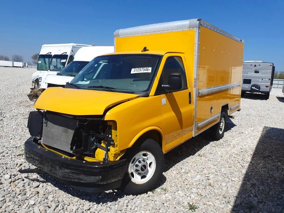 2022 GMC Savana