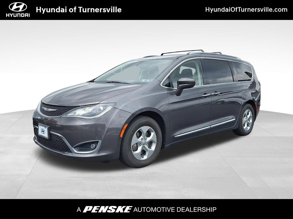 2017 CHRYSLER Pacifica