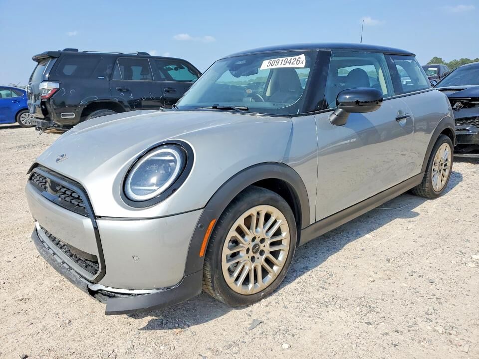 2025 MINI Hardtop