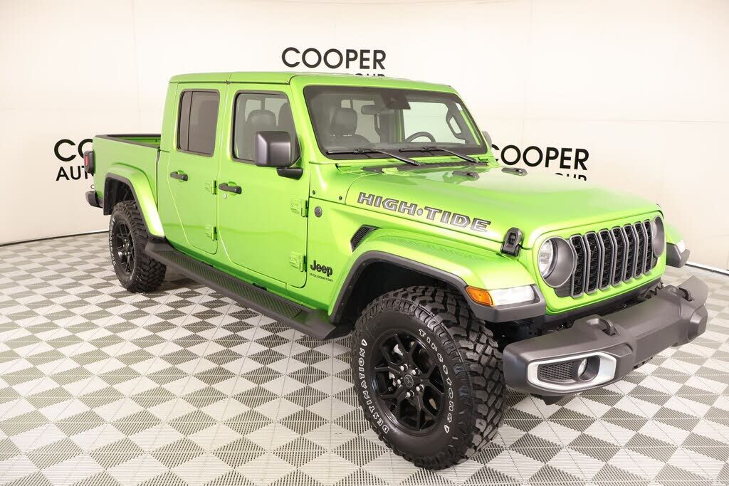 2025 JEEP Gladiator
