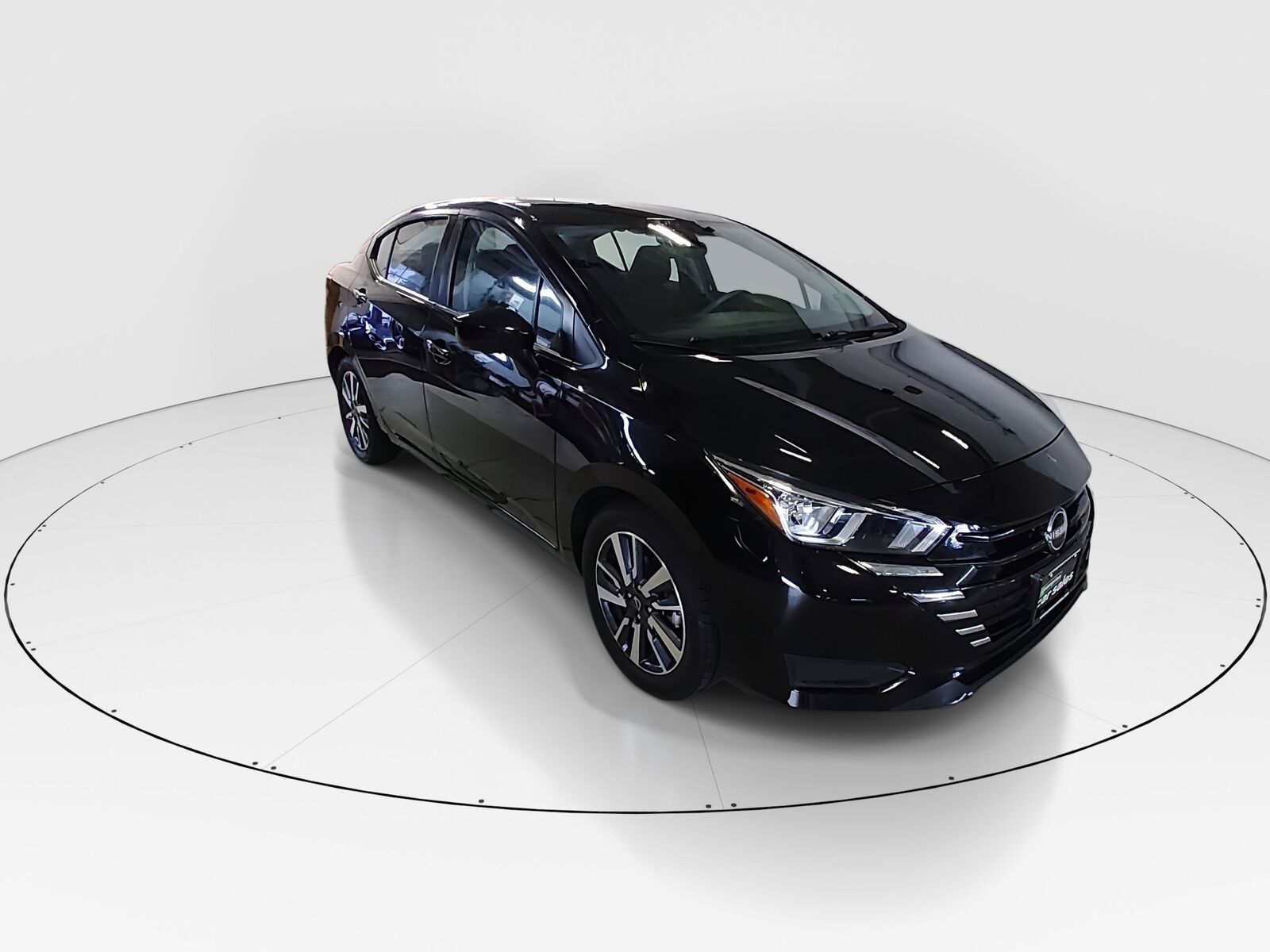 2024 NISSAN Versa