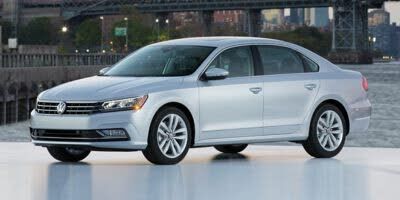 2017 VOLKSWAGEN Passat