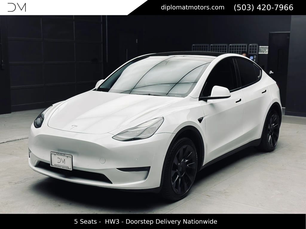 2022 TESLA Model Y