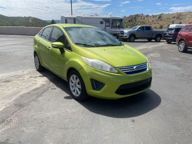 2013 FORD Fiesta