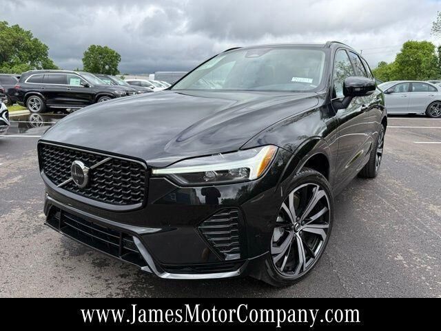 2024 VOLVO XC60