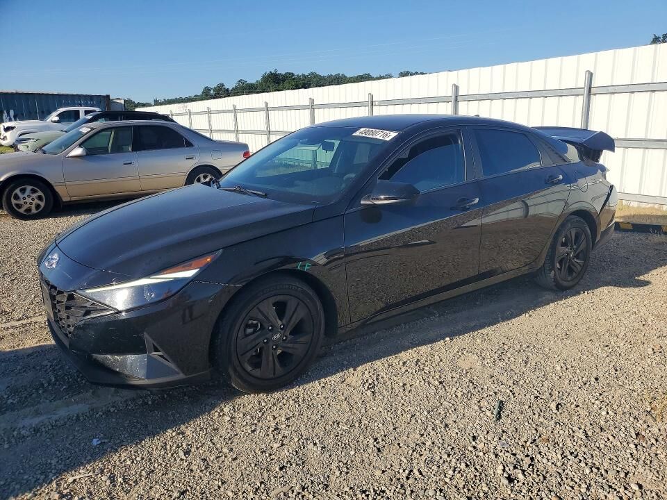 2023 HYUNDAI Elantra