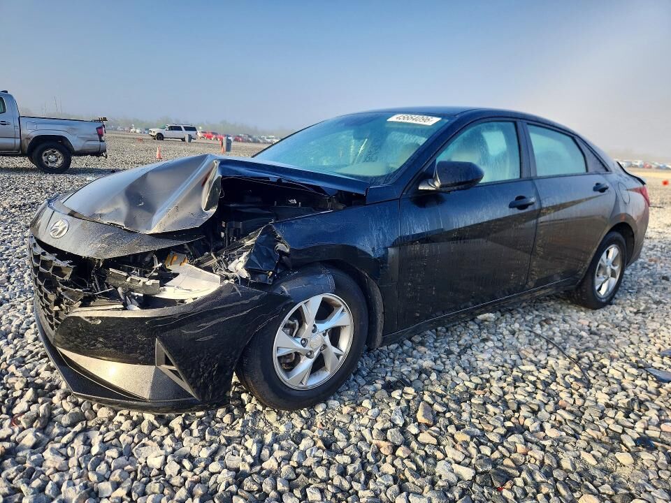 2022 HYUNDAI Elantra