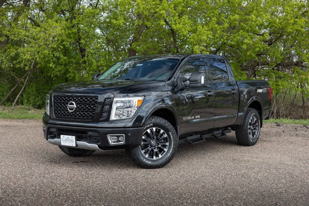 2019 NISSAN Titan