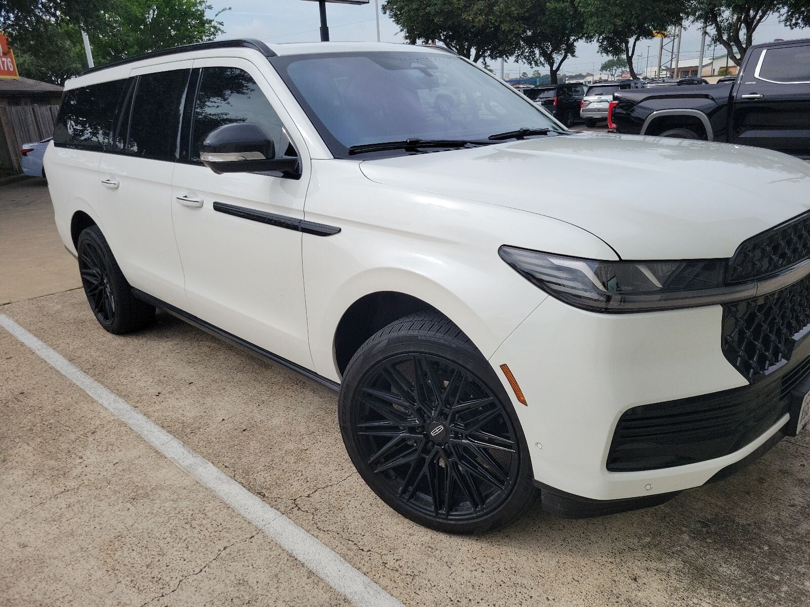 2025 LINCOLN Navigator L
