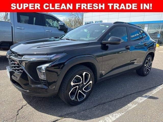 2025 CHEVROLET Trax