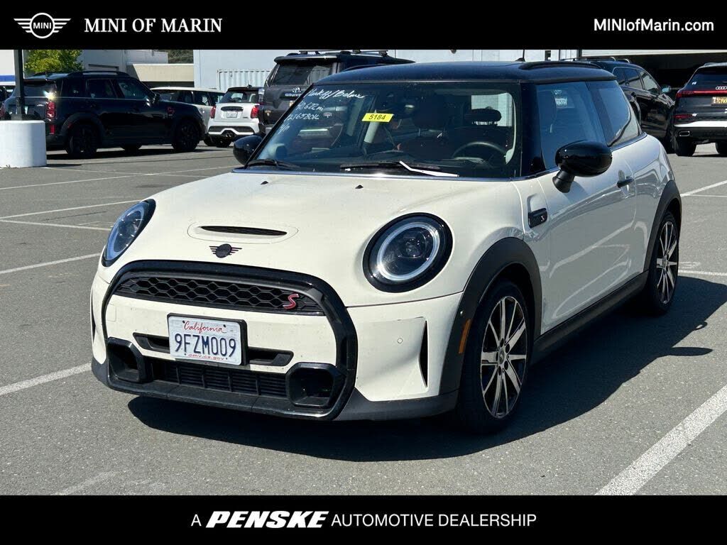 2023 MINI Hardtop