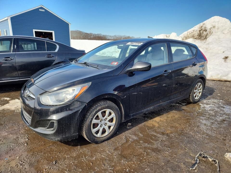 2012 HYUNDAI Accent