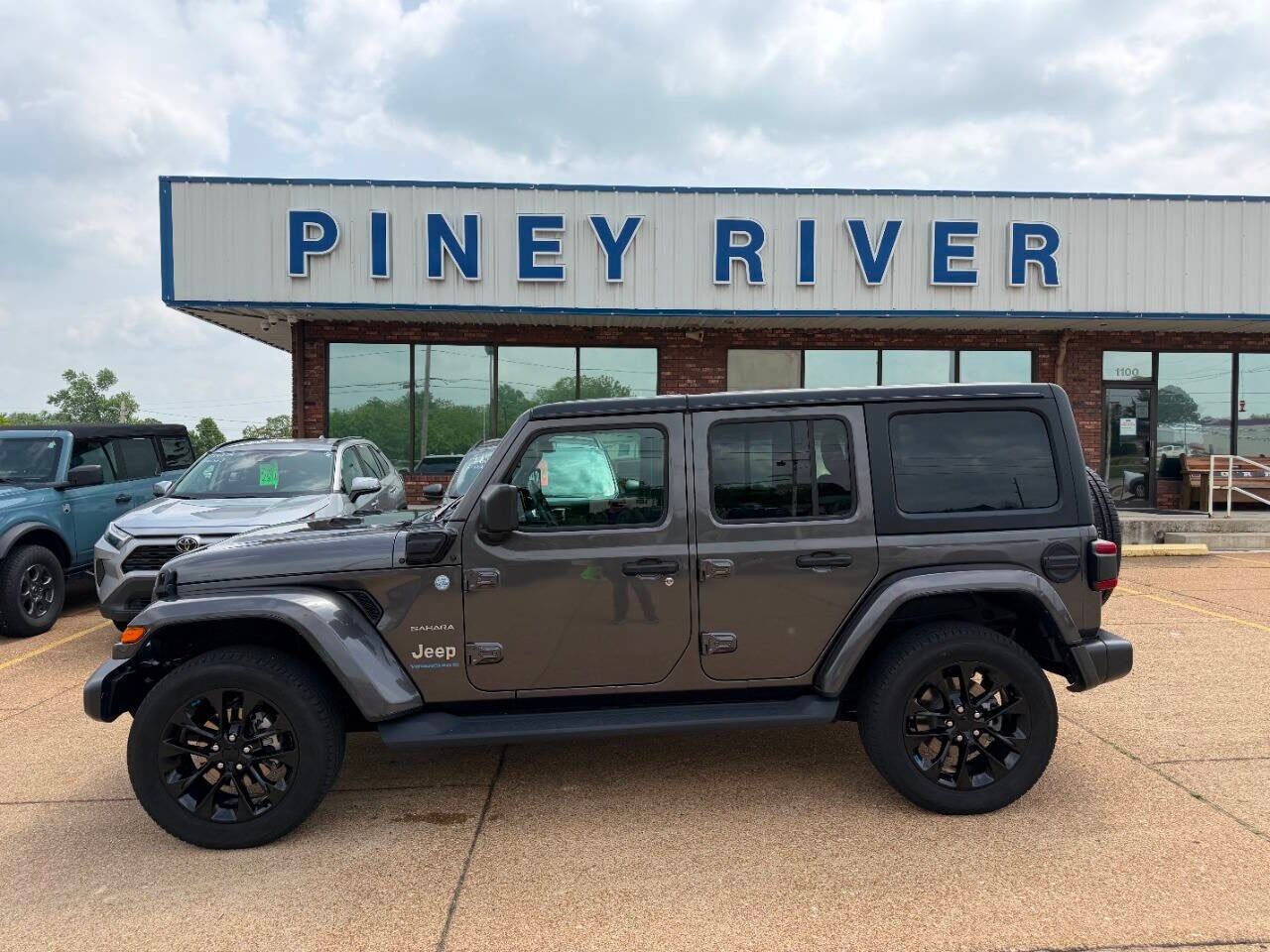 2023 JEEP Wrangler