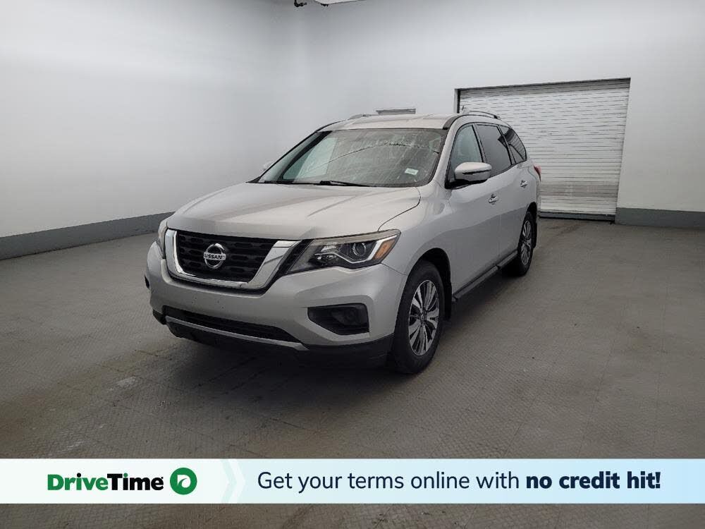 2017 NISSAN Pathfinder