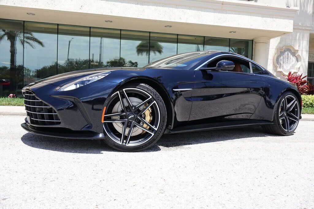 2026 ASTON MARTIN Vantage