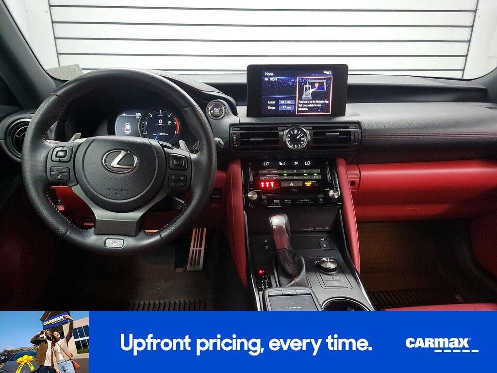 2024 LEXUS IS