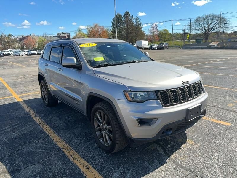 2017 JEEP Grand Cherokee