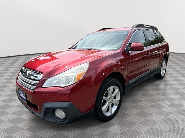 2013 SUBARU Outback