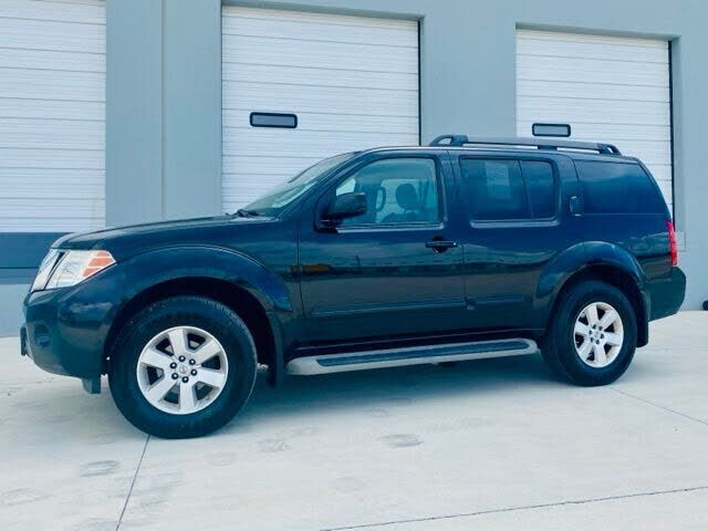 2010 NISSAN Pathfinder