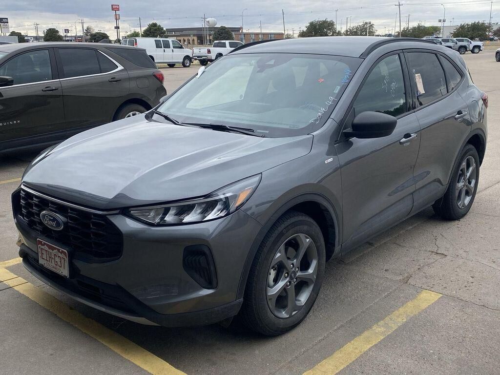 2025 FORD Escape