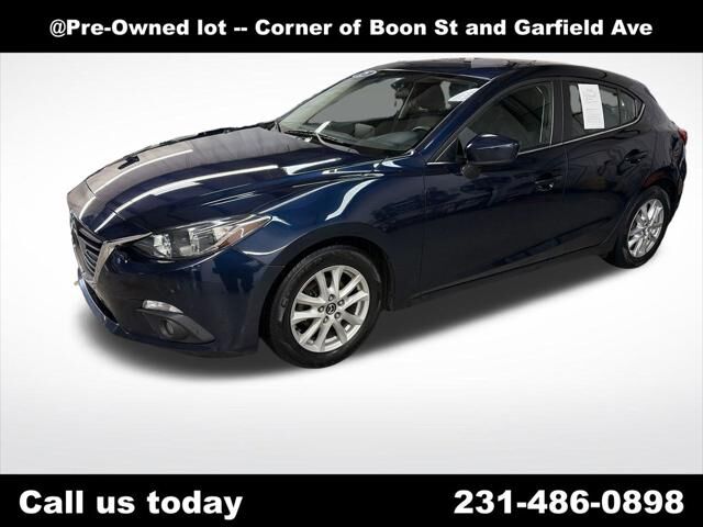 2015 MAZDA Mazda3