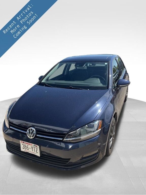 2016 VOLKSWAGEN Golf