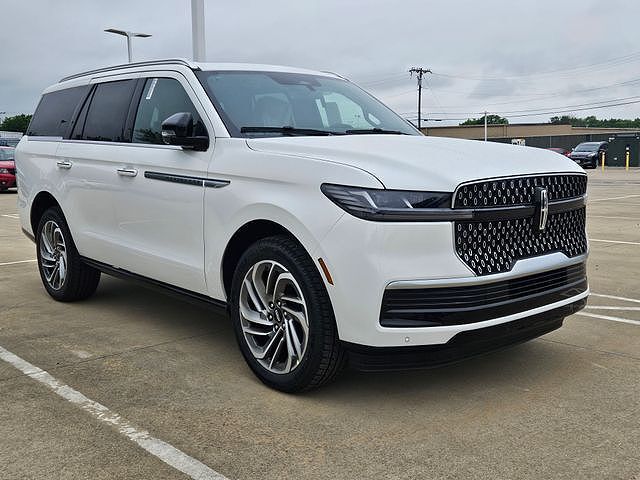 2026 LINCOLN Navigator