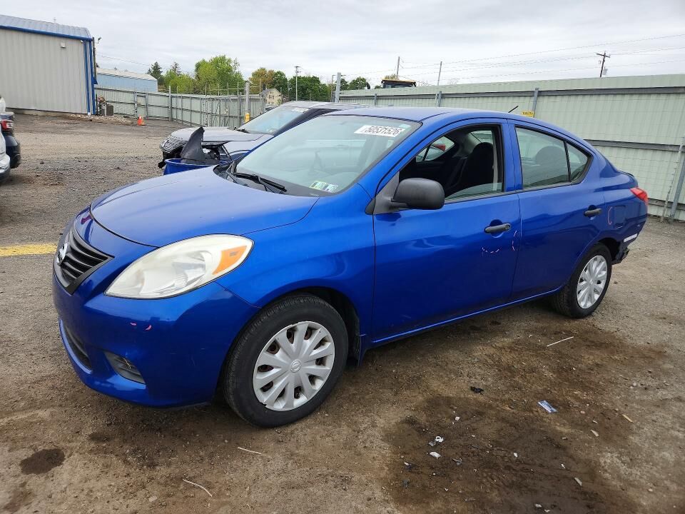 2012 NISSAN Versa