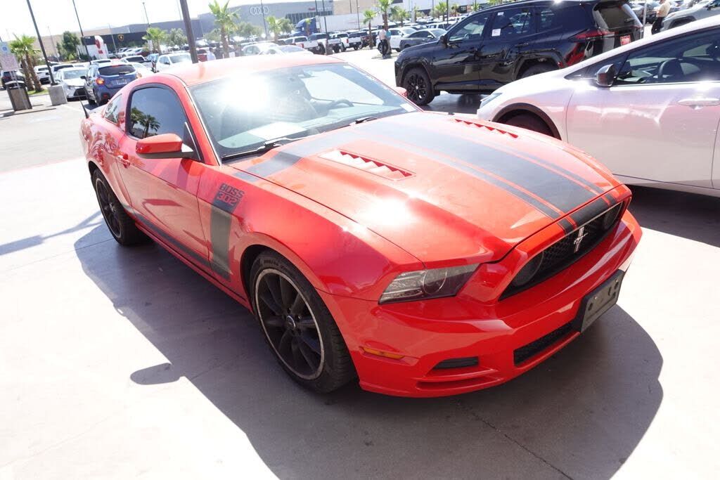 2013 FORD Mustang