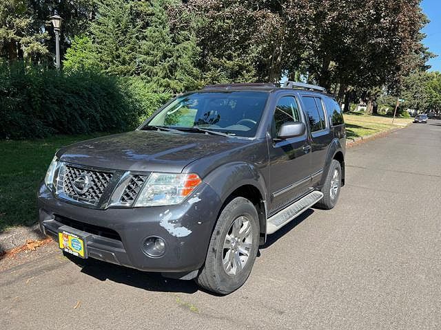 2012 NISSAN Pathfinder