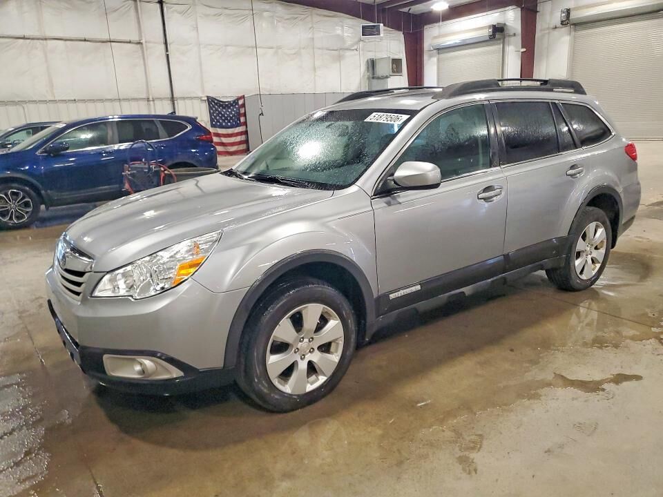 2010 SUBARU Outback