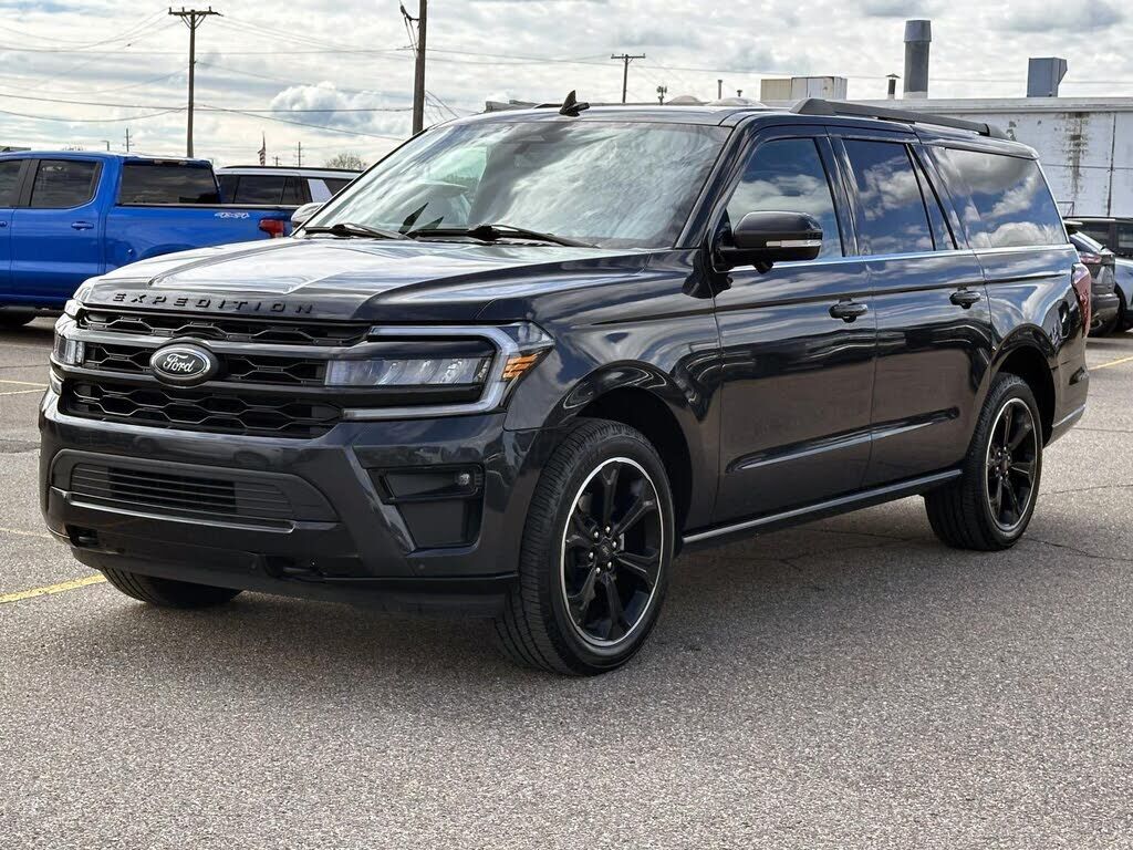 2022 FORD Expedition